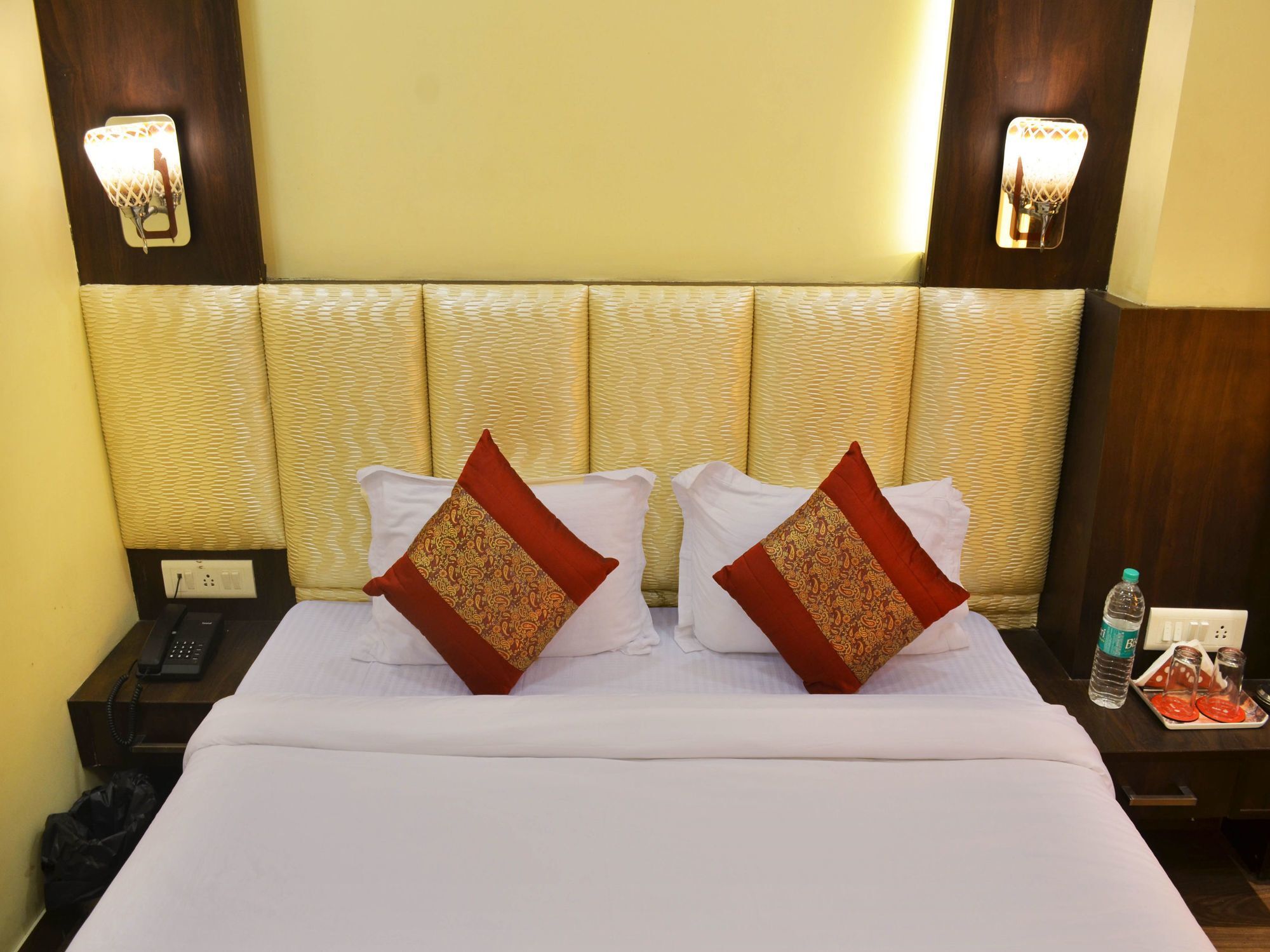 Oyo 7447 Grand Park Hotel Amritszár Kültér fotó