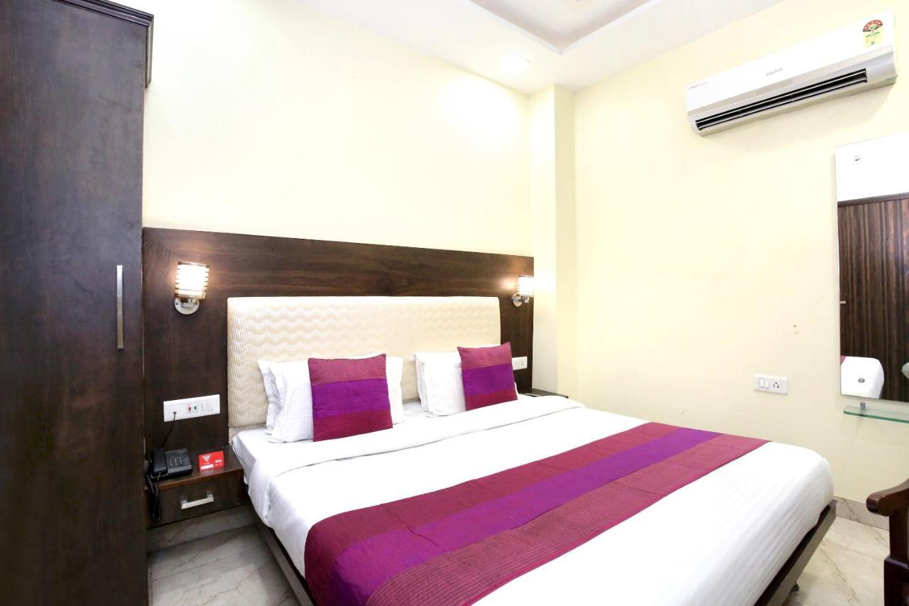 Oyo 7447 Grand Park Hotel Amritszár Kültér fotó