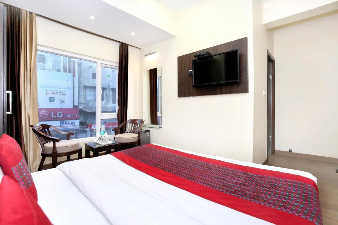 Oyo 7447 Grand Park Hotel Amritszár Kültér fotó